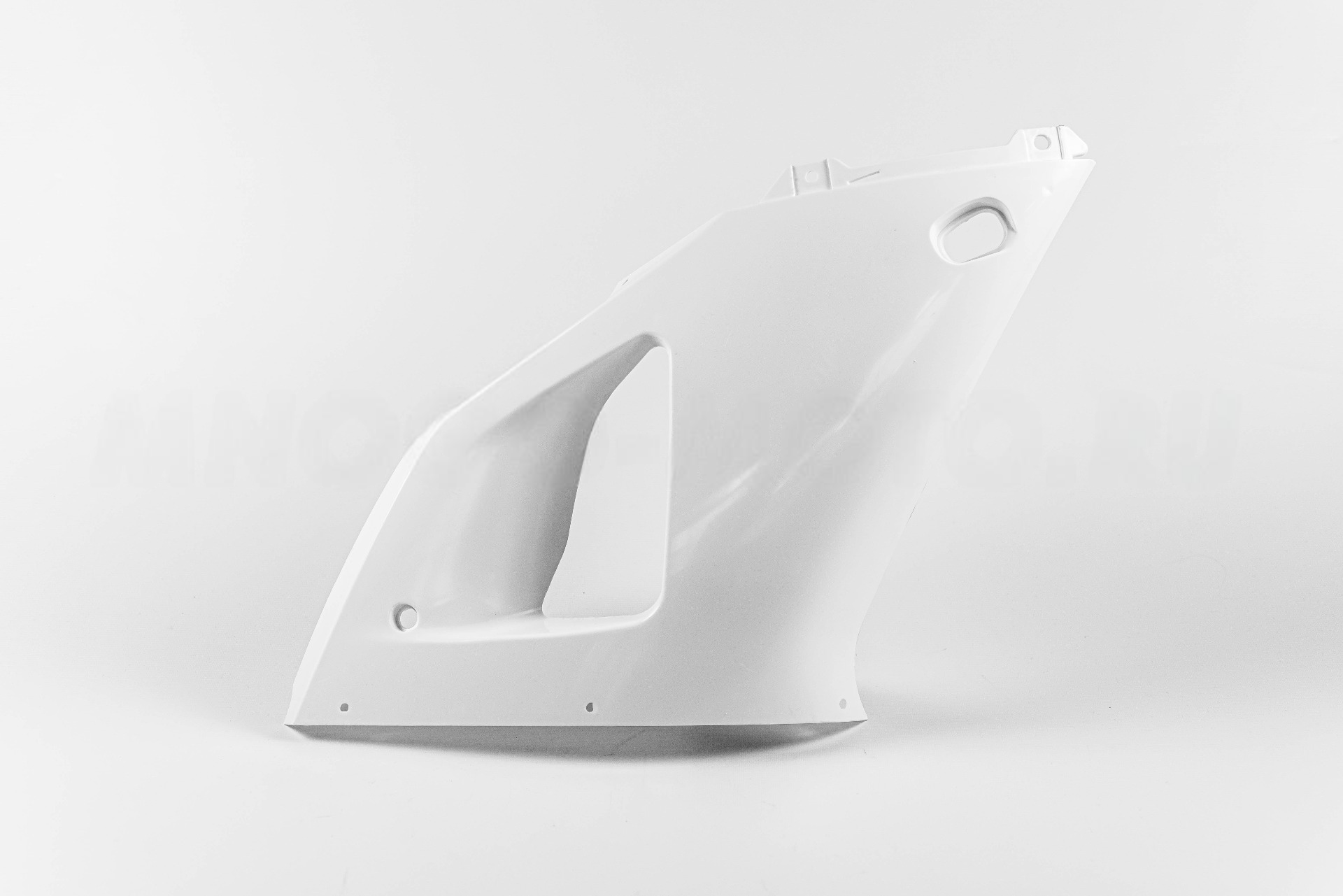 YYR100UD6 (1)