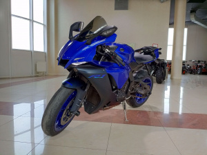 Yamaha YZF-R1, 2023